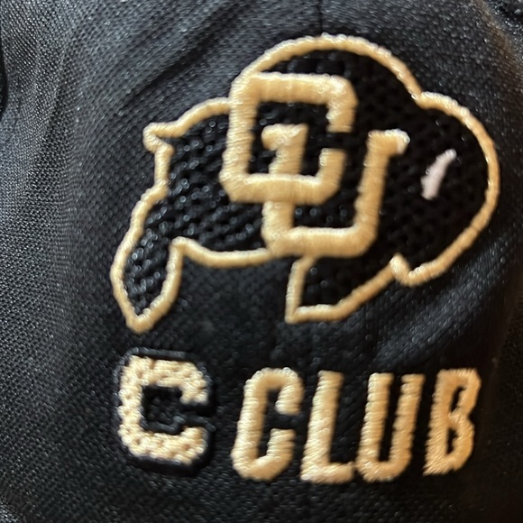 Like New College Football Club Colorado Buffaloes Black & Gold Baseball Cap! - Picture 2 of 8